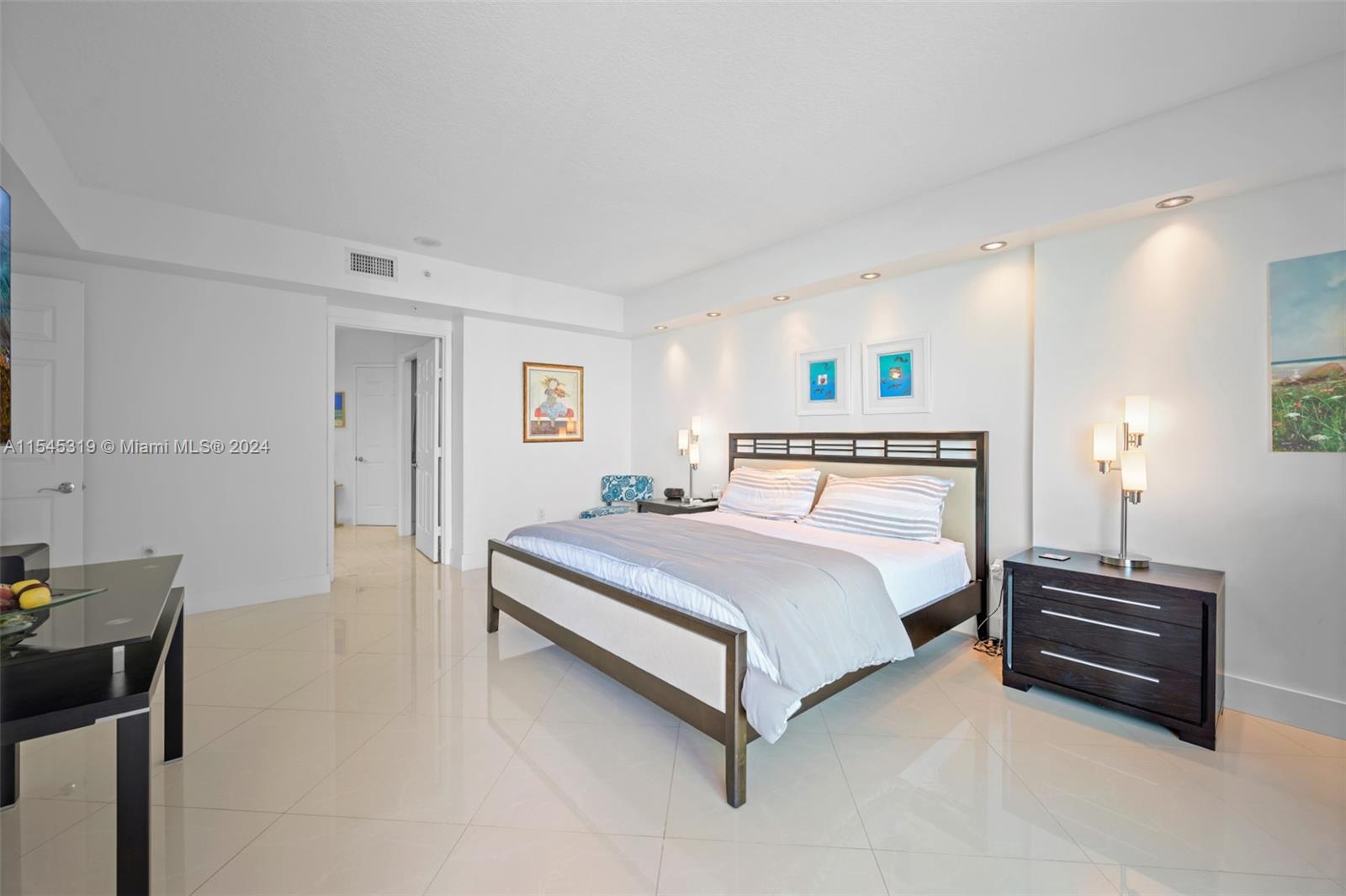 3370 Hidden Bay Dr, Aventura, FL, 33180 United States, 2 Bedrooms Bedrooms, ,2 BathroomsBathrooms,Residential,For Sale,Hidden Bay Dr,A11545319