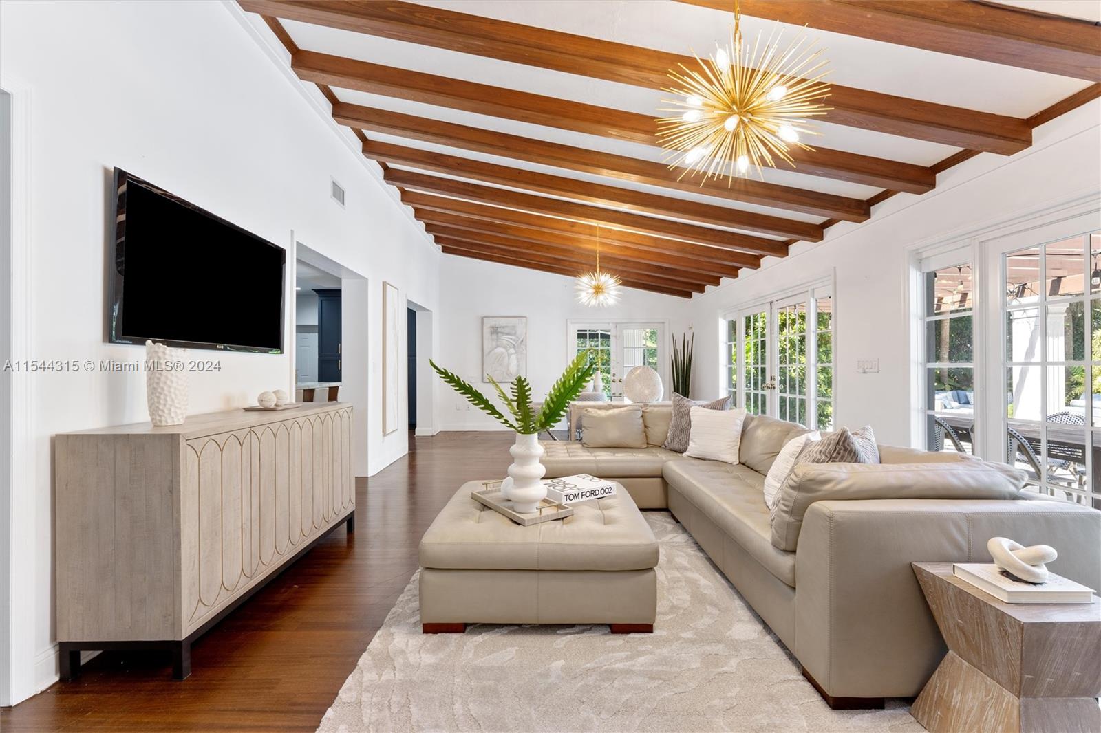 813 Anastasia Avenue, Coral Gables, Florida 33134, 4 Bedrooms Bedrooms, ,4 BathroomsBathrooms,Residential,For Sale,813 Anastasia Avenue,A11544315