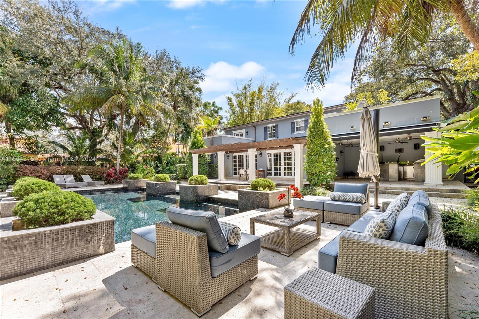 813 Anastasia Avenue, Coral Gables, Florida 33134, 4 Bedrooms Bedrooms, ,4 BathroomsBathrooms,Residential,For Sale,813 Anastasia Avenue,A11544315