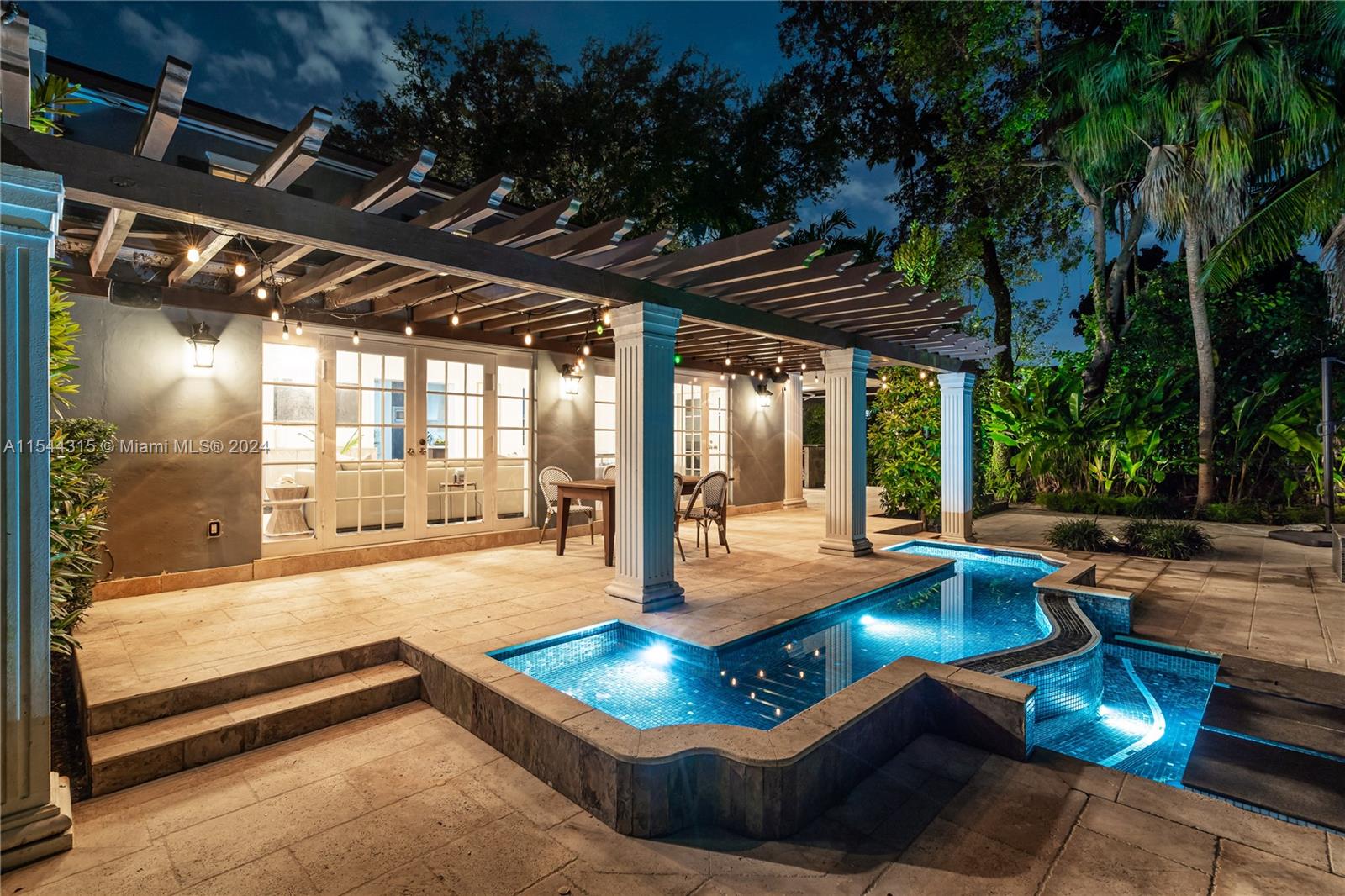 813 Anastasia Avenue, Coral Gables, Florida 33134, 4 Bedrooms Bedrooms, ,4 BathroomsBathrooms,Residential,For Sale,813 Anastasia Avenue,A11544315