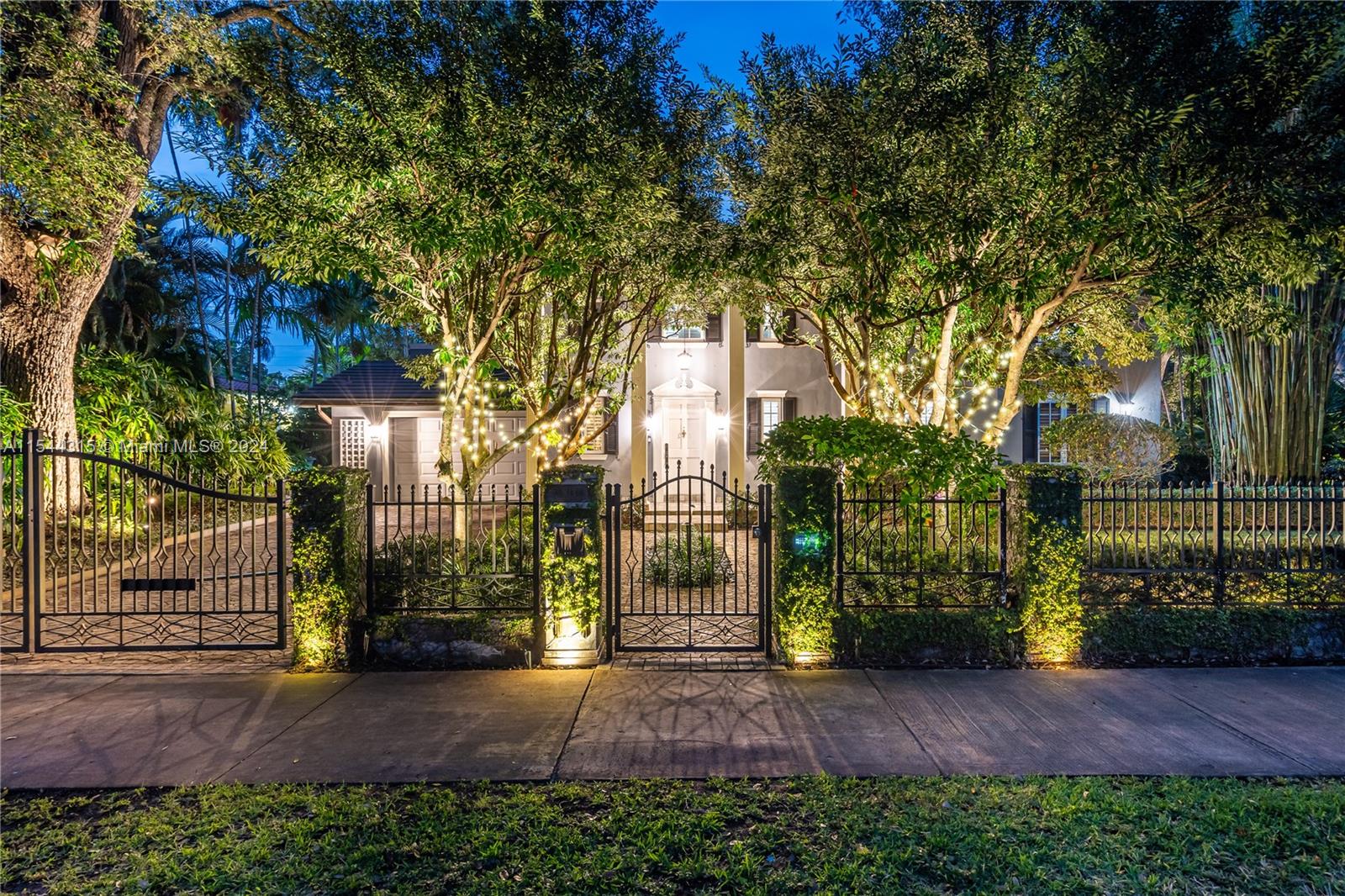 813 Anastasia Avenue, Coral Gables, Florida 33134, 4 Bedrooms Bedrooms, ,4 BathroomsBathrooms,Residential,For Sale,813 Anastasia Avenue,A11544315