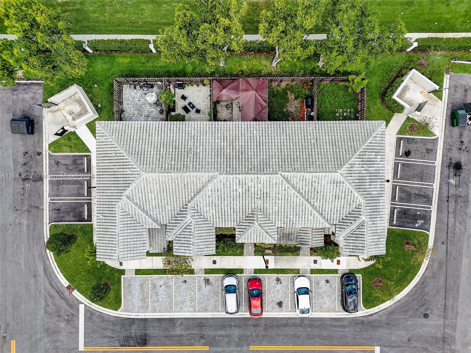 2723 SE 17th St, Homestead, Florida 33035, 3 Bedrooms Bedrooms, ,2 BathroomsBathrooms,Residential,For Sale,2723 SE 17th St,A11543827