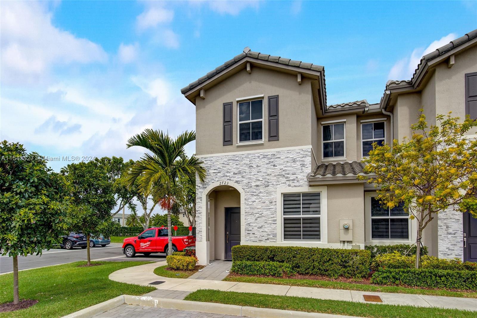 2723 SE 17th St, Homestead, Florida 33035, 3 Bedrooms Bedrooms, ,2 BathroomsBathrooms,Residential,For Sale,2723 SE 17th St,A11543827