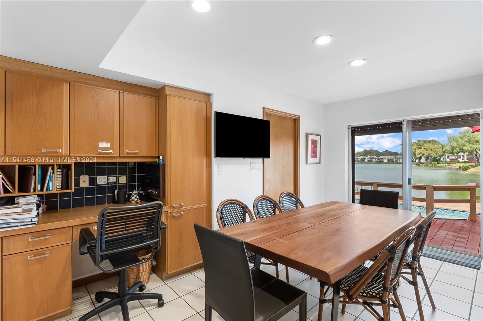 3071 N 35th St, Hollywood, Florida 33021, 6 Bedrooms Bedrooms, ,4 BathroomsBathrooms,Residential,For Sale,3071 N 35th St,A11541468