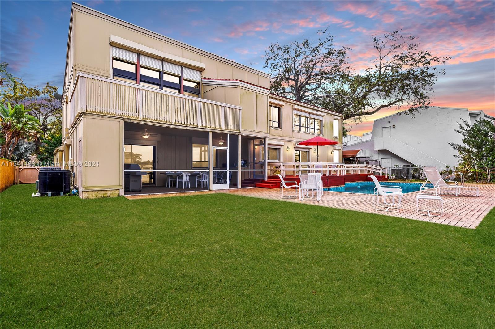 3071 N 35th St, Hollywood, Florida 33021, 6 Bedrooms Bedrooms, ,4 BathroomsBathrooms,Residential,For Sale,3071 N 35th St,A11541468