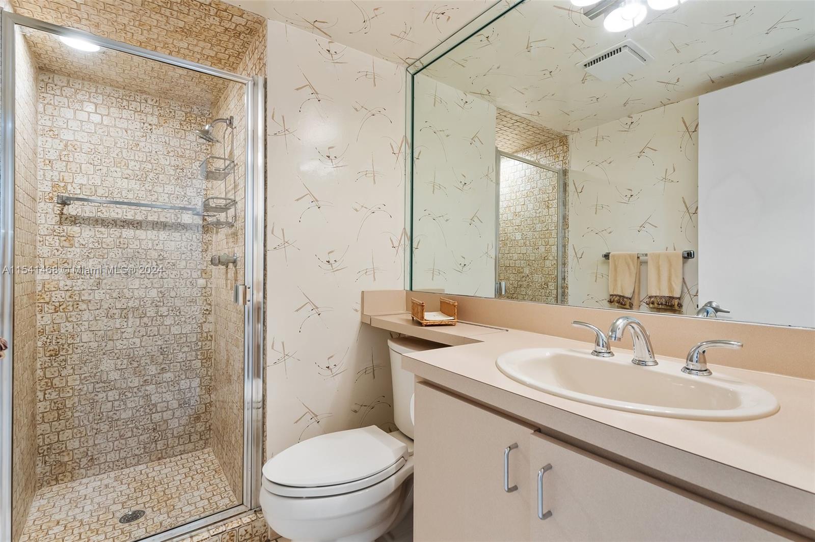 3071 N 35th St, Hollywood, Florida 33021, 6 Bedrooms Bedrooms, ,4 BathroomsBathrooms,Residential,For Sale,3071 N 35th St,A11541468