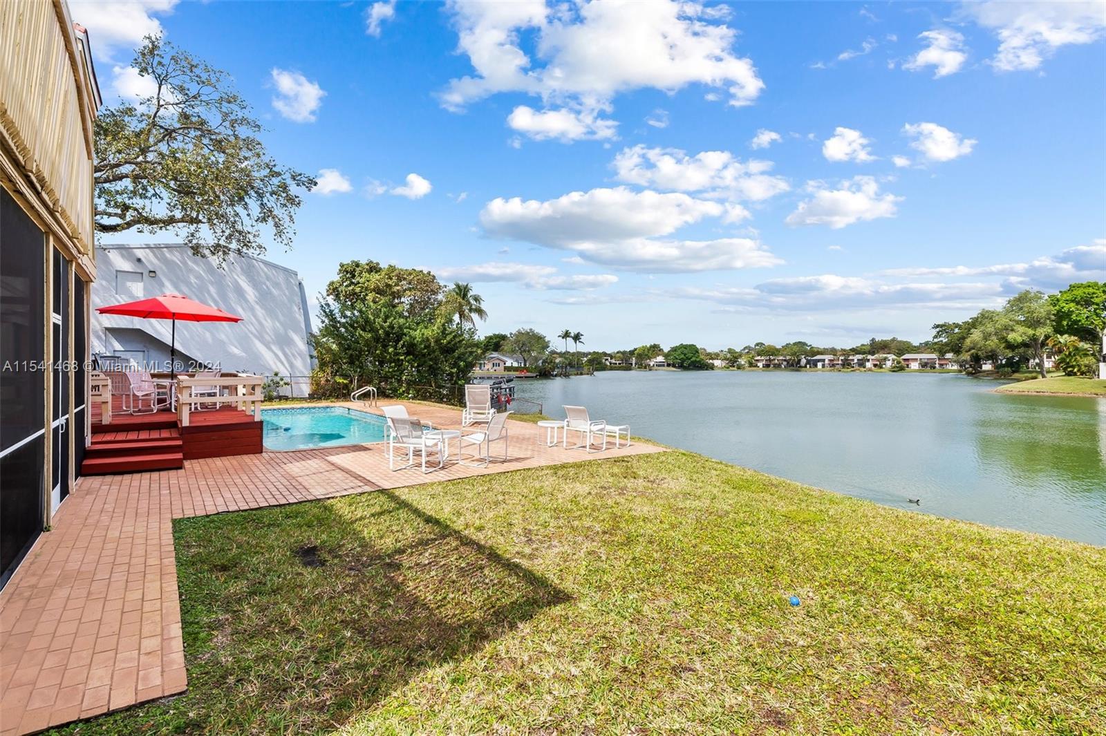 3071 N 35th St, Hollywood, Florida 33021, 6 Bedrooms Bedrooms, ,4 BathroomsBathrooms,Residential,For Sale,3071 N 35th St,A11541468