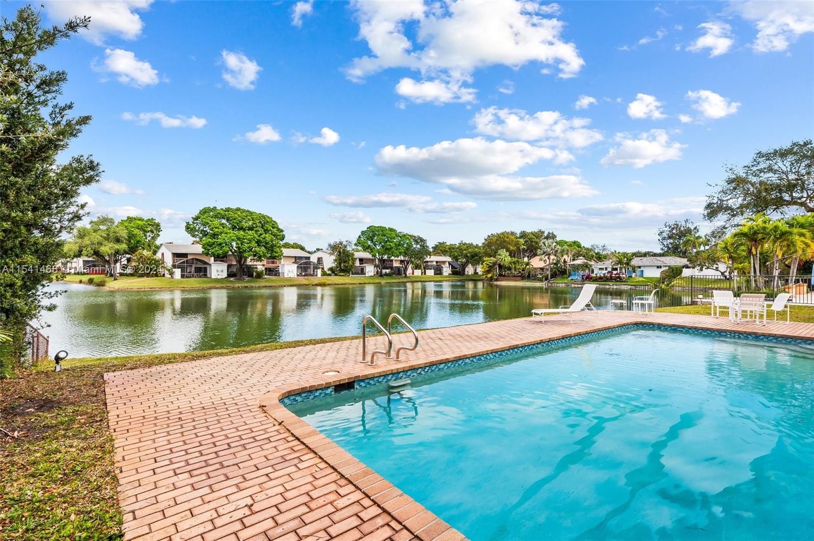 3071 N 35th St, Hollywood, Florida 33021, 6 Bedrooms Bedrooms, ,4 BathroomsBathrooms,Residential,For Sale,3071 N 35th St,A11541468