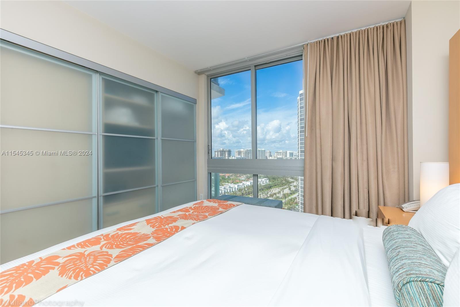 18683 Collins Ave, Sunny Isles Beach, FL, 33160 United States, 1 Bedroom Bedrooms, ,1 BathroomBathrooms,Residential,For Sale,Collins Ave,A11545345