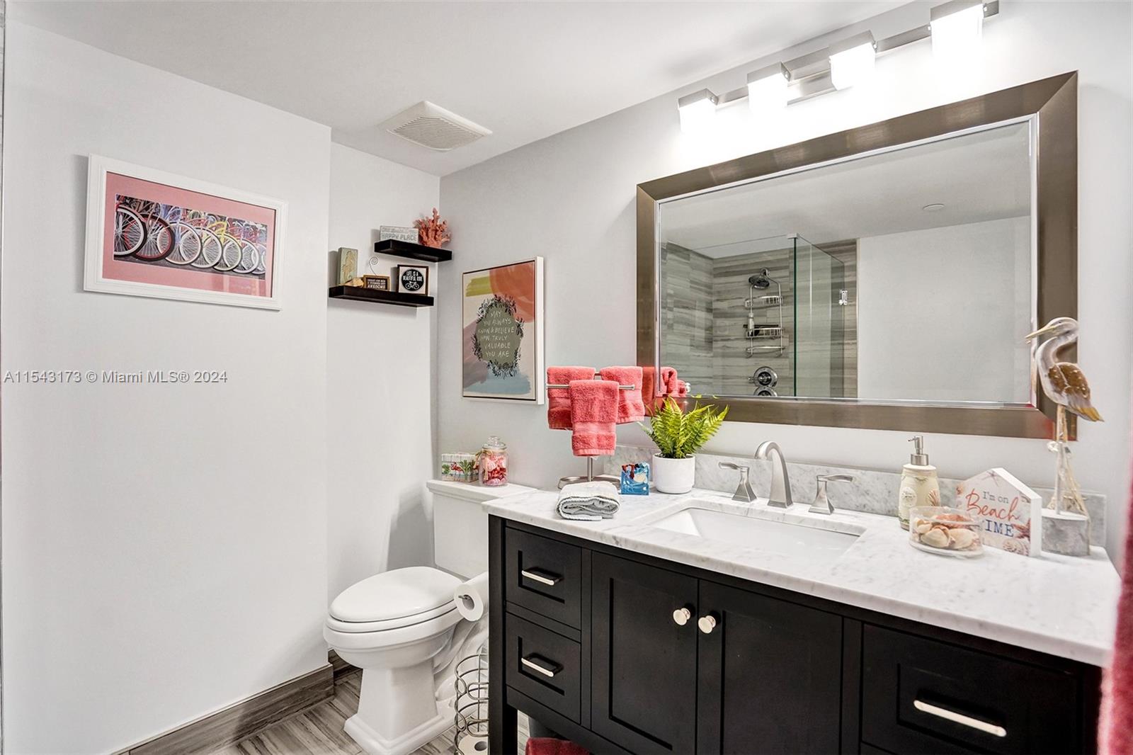 3200 Port Royale Dr N, Fort Lauderdale, FL, 33308 United States, 2 Bedrooms Bedrooms, ,2 BathroomsBathrooms,Residential,For Sale,Port Royale Dr N,A11543173