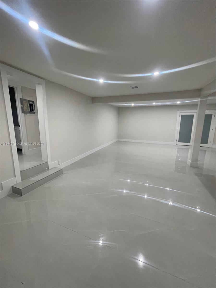 2170 SW 17th St, Miami, Florida 33145, 5 Bedrooms Bedrooms, ,4 BathroomsBathrooms,Residential,For Sale,2170 SW 17th St,A11541920