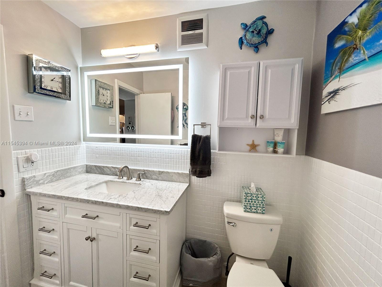 5300 Washington St D106, Hollywood, Florida 33021, 1 Bedroom Bedrooms, ,2 BathroomsBathrooms,Residentiallease,For Rent,5300 Washington St D106,A11545394