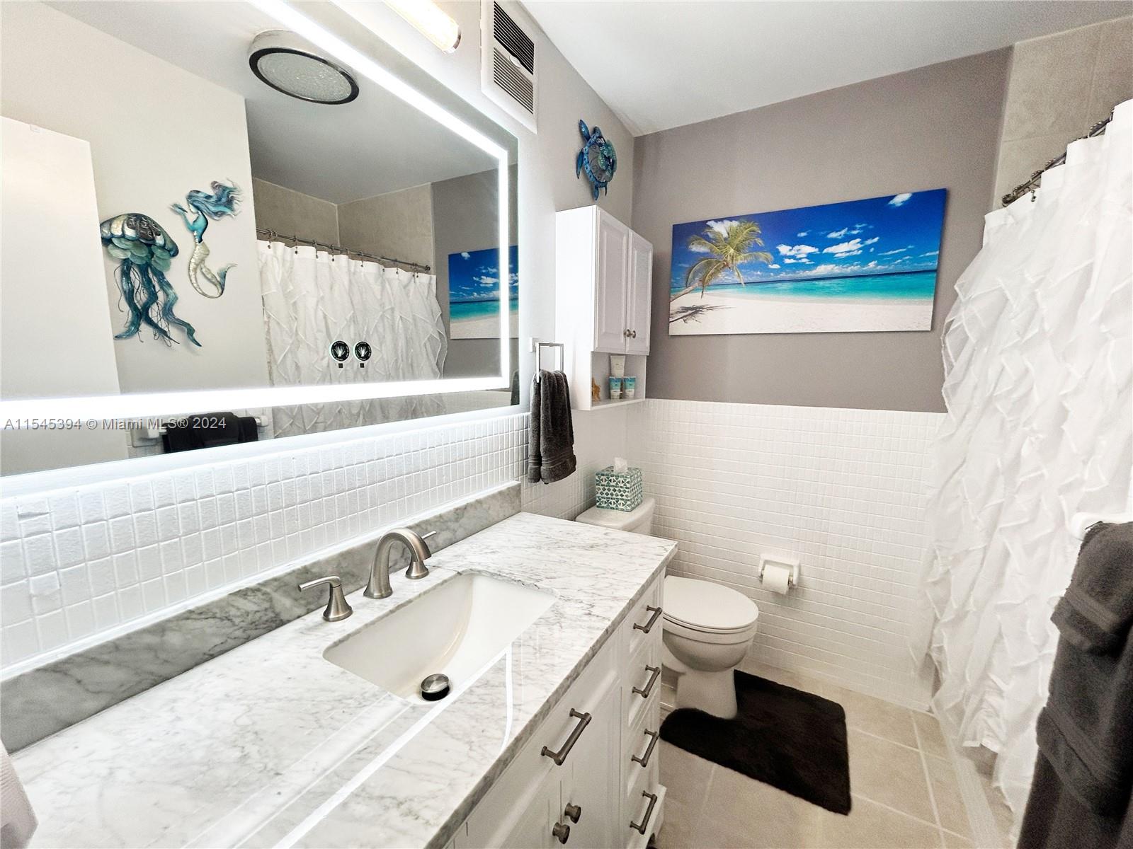 5300 Washington St D106, Hollywood, Florida 33021, 1 Bedroom Bedrooms, ,2 BathroomsBathrooms,Residentiallease,For Rent,5300 Washington St D106,A11545394