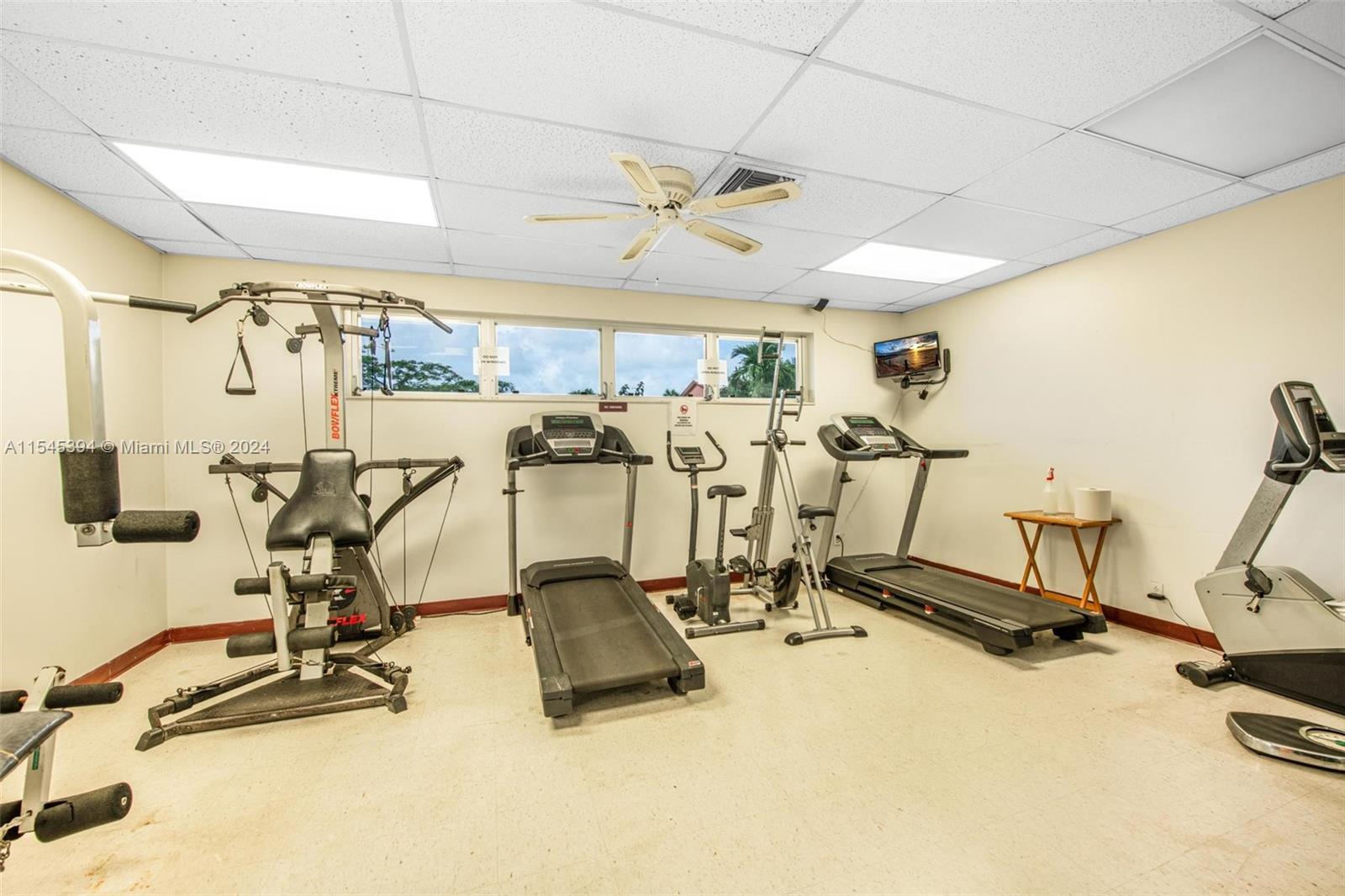 5300 Washington St D106, Hollywood, Florida 33021, 1 Bedroom Bedrooms, ,2 BathroomsBathrooms,Residentiallease,For Rent,5300 Washington St D106,A11545394