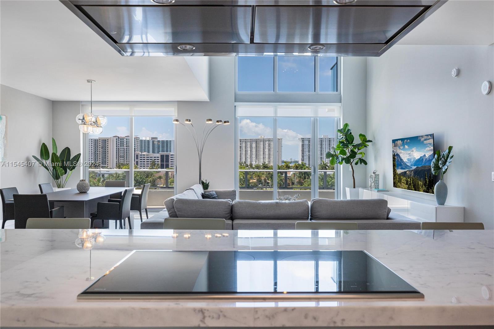 330 Sunny Isles Blvd, Sunny Isles Beach, FL, 33160 United States, 3 Bedrooms Bedrooms, ,4 BathroomsBathrooms,Residential,For Sale,Sunny Isles Blvd,A11545407