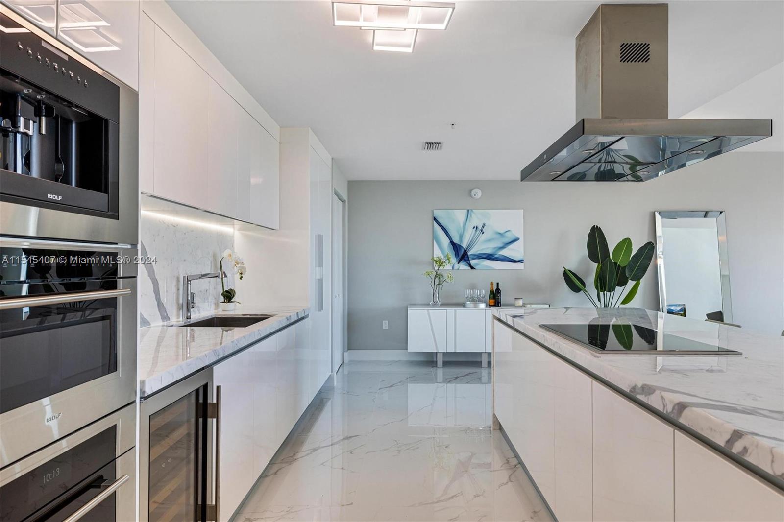 330 Sunny Isles Blvd, Sunny Isles Beach, FL, 33160 United States, 3 Bedrooms Bedrooms, ,4 BathroomsBathrooms,Residential,For Sale,Sunny Isles Blvd,A11545407