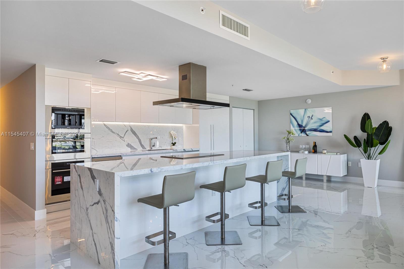 330 Sunny Isles Blvd, Sunny Isles Beach, FL, 33160 United States, 3 Bedrooms Bedrooms, ,4 BathroomsBathrooms,Residential,For Sale,Sunny Isles Blvd,A11545407