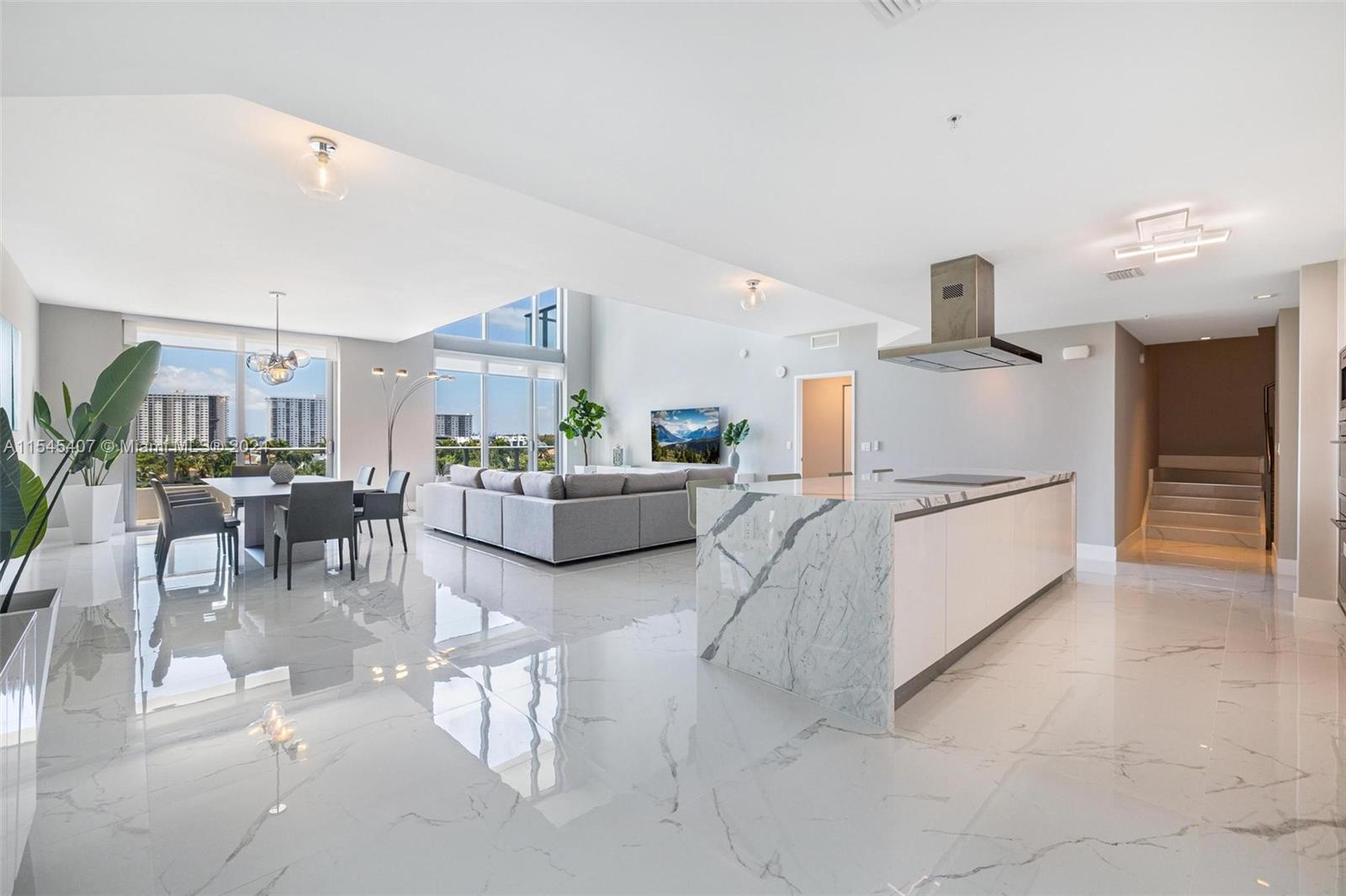 330 Sunny Isles Blvd, Sunny Isles Beach, FL, 33160 United States, 3 Bedrooms Bedrooms, ,4 BathroomsBathrooms,Residential,For Sale,Sunny Isles Blvd,A11545407