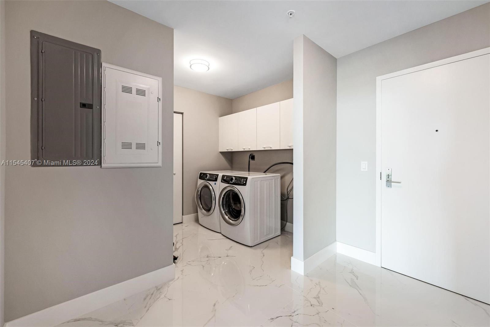330 Sunny Isles Blvd, Sunny Isles Beach, FL, 33160 United States, 3 Bedrooms Bedrooms, ,4 BathroomsBathrooms,Residential,For Sale,Sunny Isles Blvd,A11545407