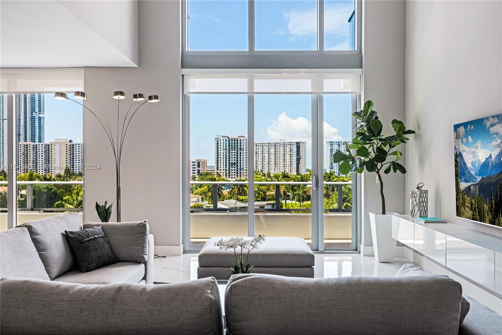 330 Sunny Isles Blvd, Sunny Isles Beach, FL, 33160 United States, 3 Bedrooms Bedrooms, ,4 BathroomsBathrooms,Residential,For Sale,Sunny Isles Blvd,A11545407