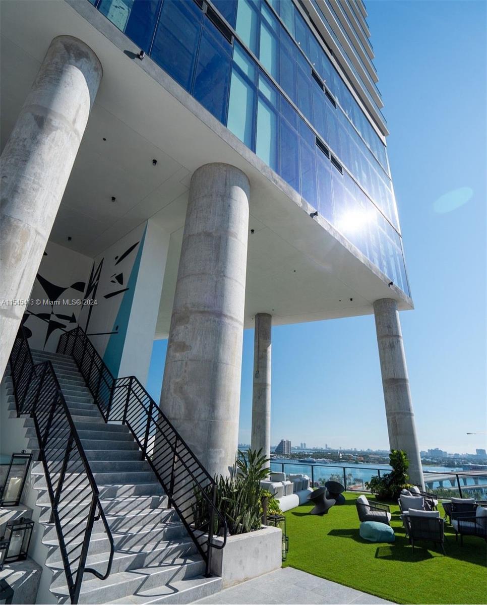 398 NE 5th St 1510, Miami, Florida 33132, 1 Bedroom Bedrooms, ,1 BathroomBathrooms,Residential,For Sale,398 NE 5th St 1510,A11545413