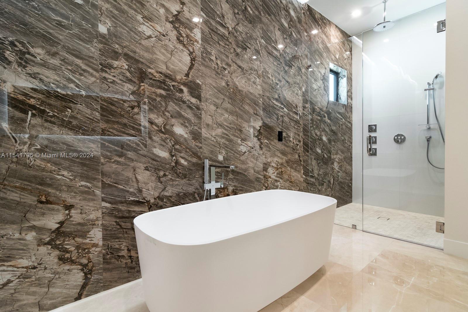 80 129th Ave, Miami, FL, 33182 United States, 5 Bedrooms Bedrooms, ,6 BathroomsBathrooms,Residential,For Sale,129th Ave,A11541796