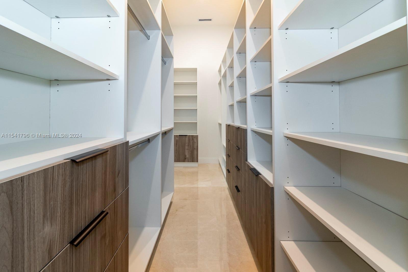 80 129th Ave, Miami, FL, 33182 United States, 5 Bedrooms Bedrooms, ,6 BathroomsBathrooms,Residential,For Sale,129th Ave,A11541796