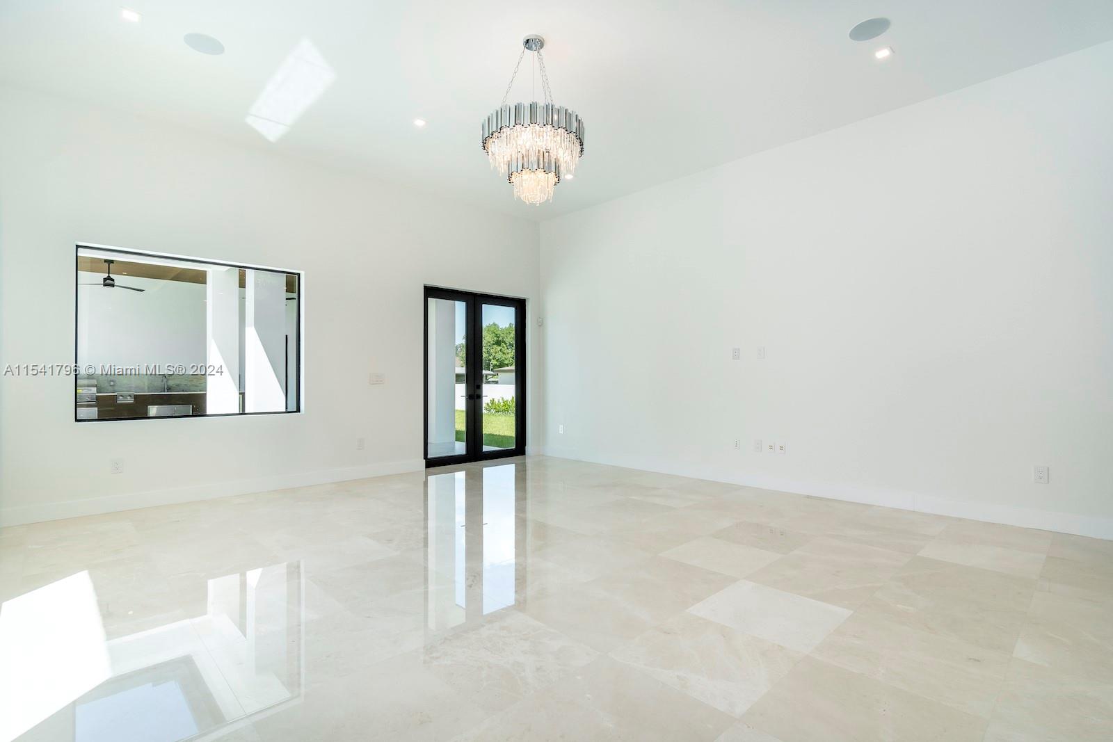 80 129th Ave, Miami, FL, 33182 United States, 5 Bedrooms Bedrooms, ,6 BathroomsBathrooms,Residential,For Sale,129th Ave,A11541796