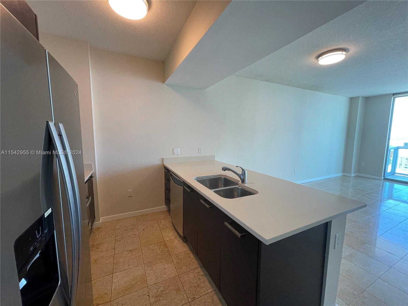 Miami, Florida 33137, 1 Bedroom Bedrooms, ,1 BathroomBathrooms,Residentiallease,For Rent,A11542955