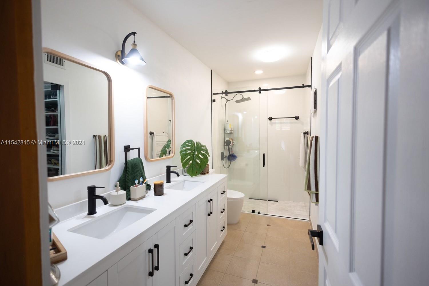 7380 SW 114th Pl, Miami, Florida 33173, 4 Bedrooms Bedrooms, ,2 BathroomsBathrooms,Residentiallease,For Rent,7380 SW 114th Pl,A11542815