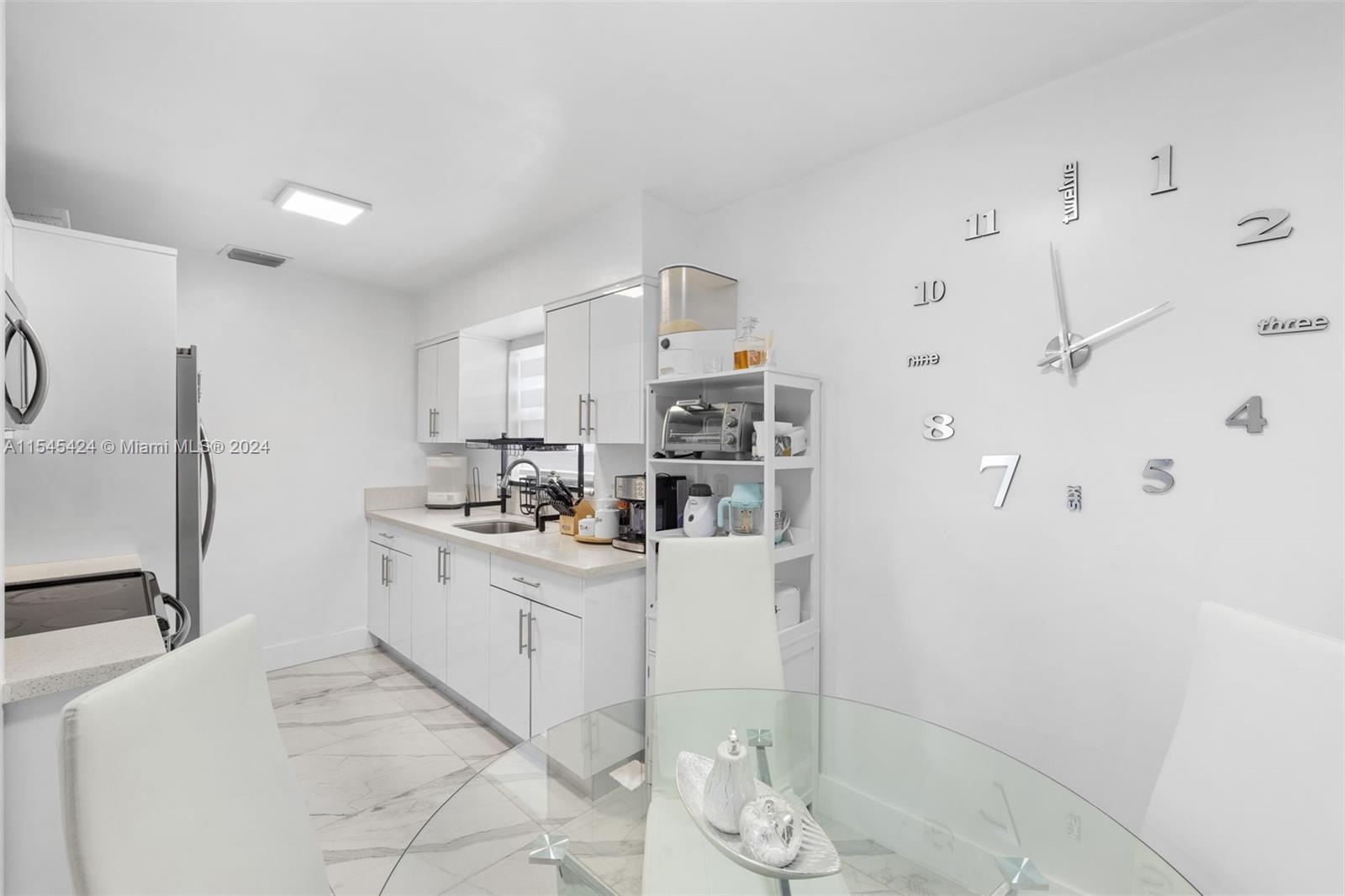 3002 67th Ter, Miramar, FL, 33023 United States, 3 Bedrooms Bedrooms, ,2 BathroomsBathrooms,Residential,For Sale,67th Ter,A11545424