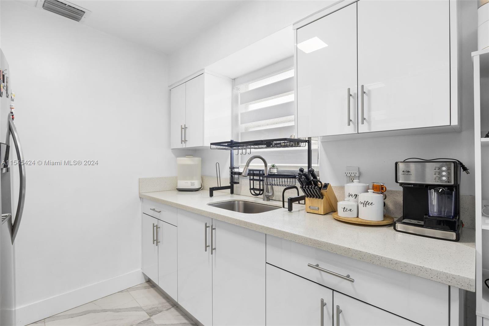 3002 67th Ter, Miramar, FL, 33023 United States, 3 Bedrooms Bedrooms, ,2 BathroomsBathrooms,Residential,For Sale,67th Ter,A11545424