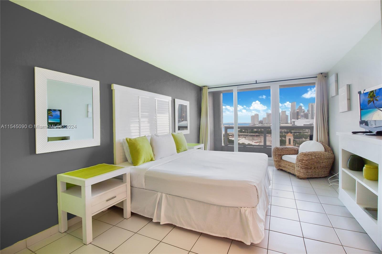 1717 N Bayshore Dr A-1553, Miami, Florida 33132, 1 Bedroom Bedrooms, ,1 BathroomBathrooms,Residentiallease,For Rent,1717 N Bayshore Dr A-1553,A11545090