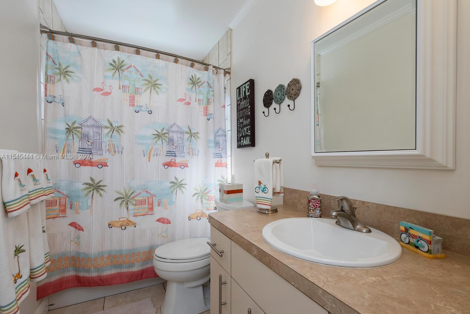 1302 N Fieldlark Ln, Homestead, Florida 33035, 3 Bedrooms Bedrooms, ,2 BathroomsBathrooms,Residential,For Sale,1302 N Fieldlark Ln,A11545444