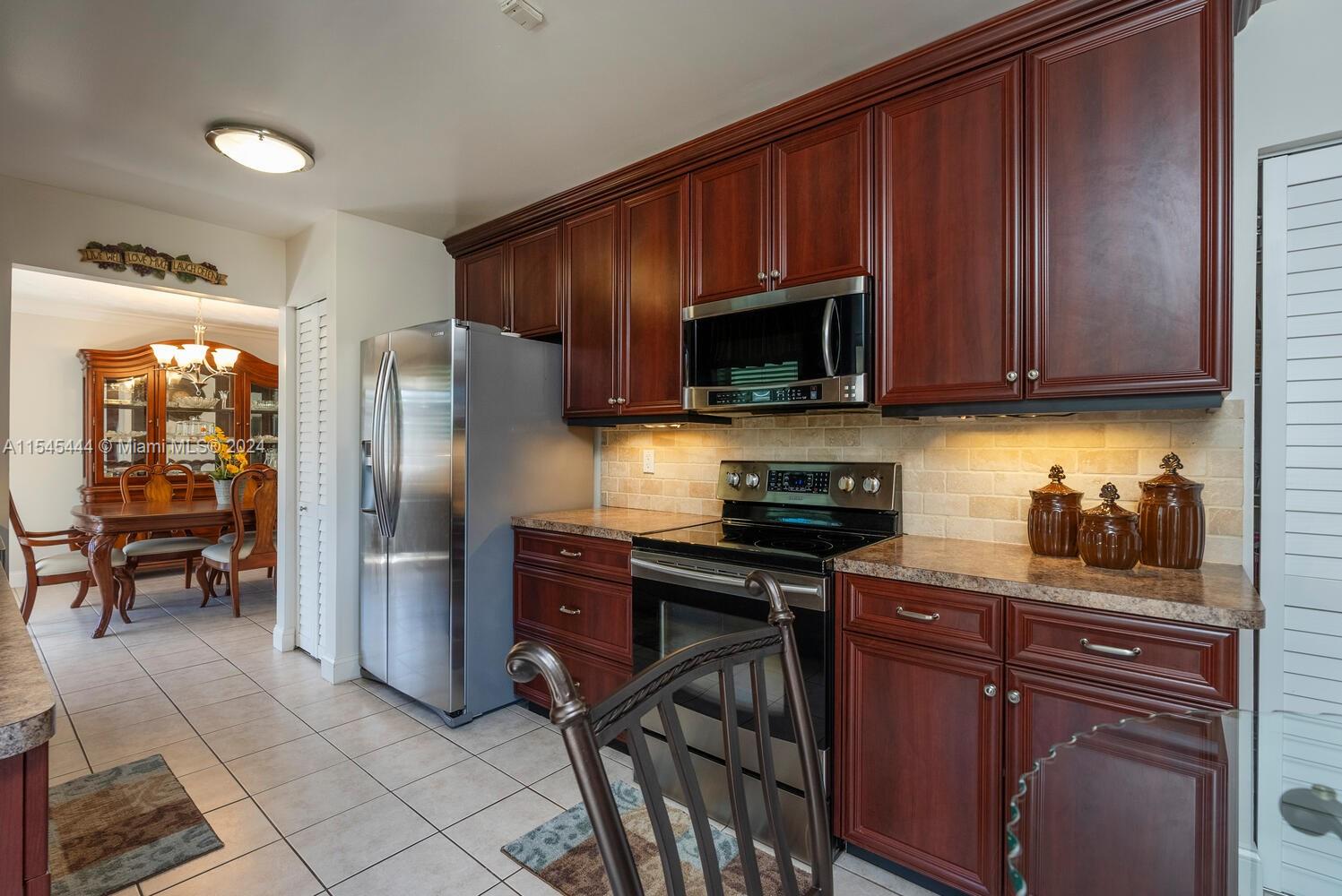 1302 N Fieldlark Ln, Homestead, Florida 33035, 3 Bedrooms Bedrooms, ,2 BathroomsBathrooms,Residential,For Sale,1302 N Fieldlark Ln,A11545444