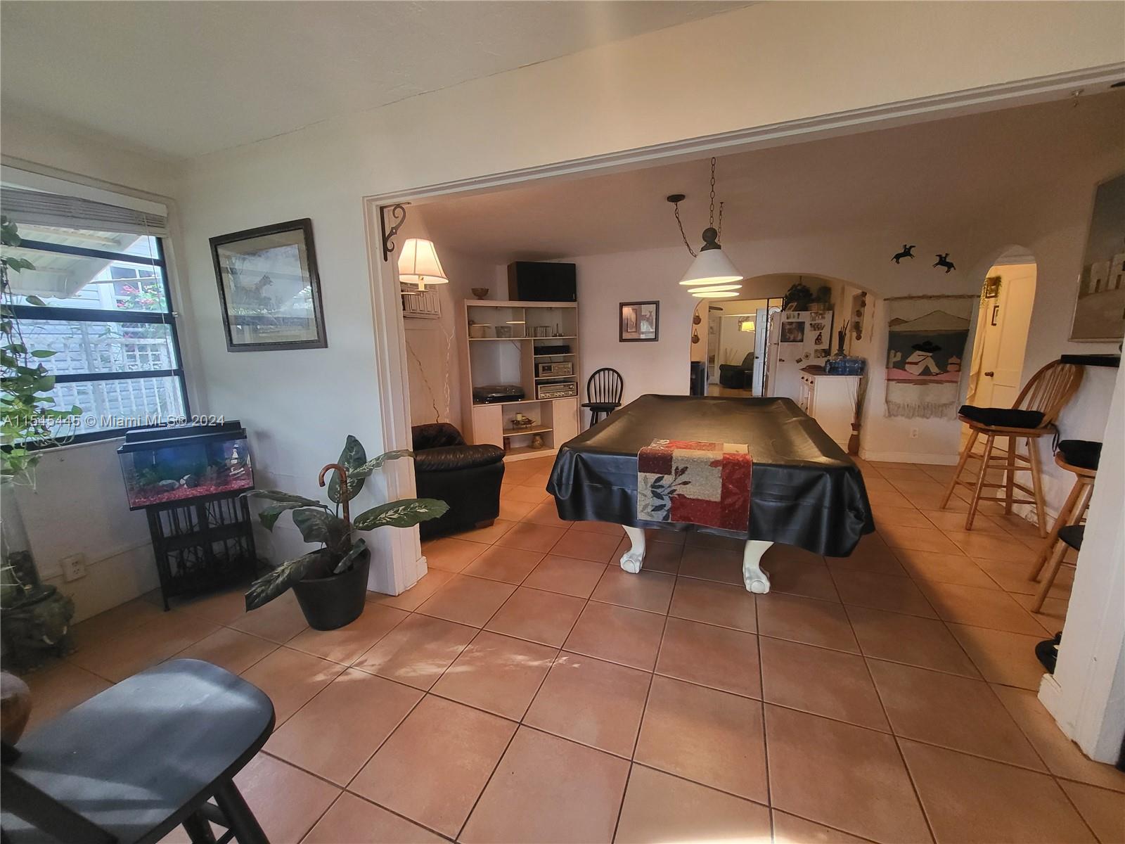 Dania Beach, Florida 33004, 3 Bedrooms Bedrooms, ,2 BathroomsBathrooms,Residential,For Sale,A11545445