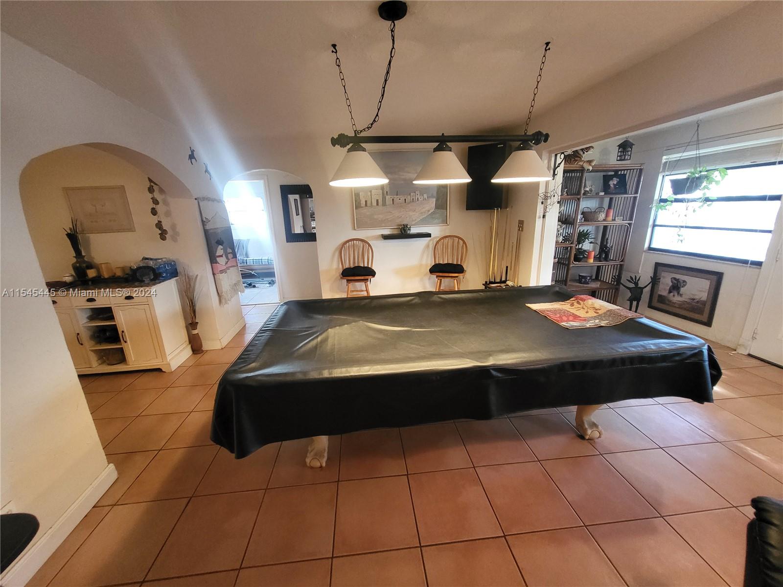 Dania Beach, Florida 33004, 3 Bedrooms Bedrooms, ,2 BathroomsBathrooms,Residential,For Sale,A11545445