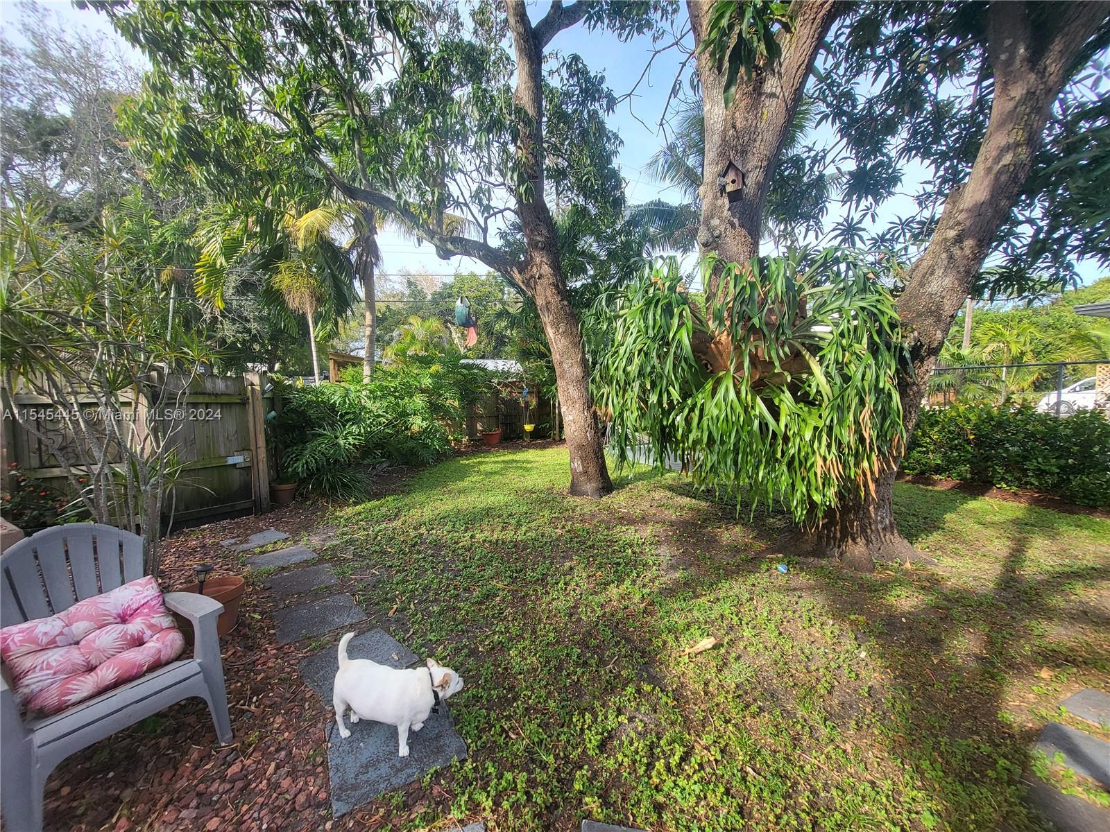 Dania Beach, Florida 33004, 3 Bedrooms Bedrooms, ,2 BathroomsBathrooms,Residential,For Sale,A11545445