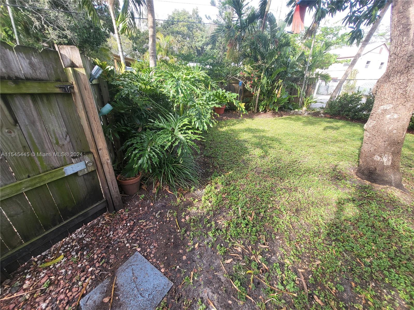 Dania Beach, Florida 33004, 3 Bedrooms Bedrooms, ,2 BathroomsBathrooms,Residential,For Sale,A11545445