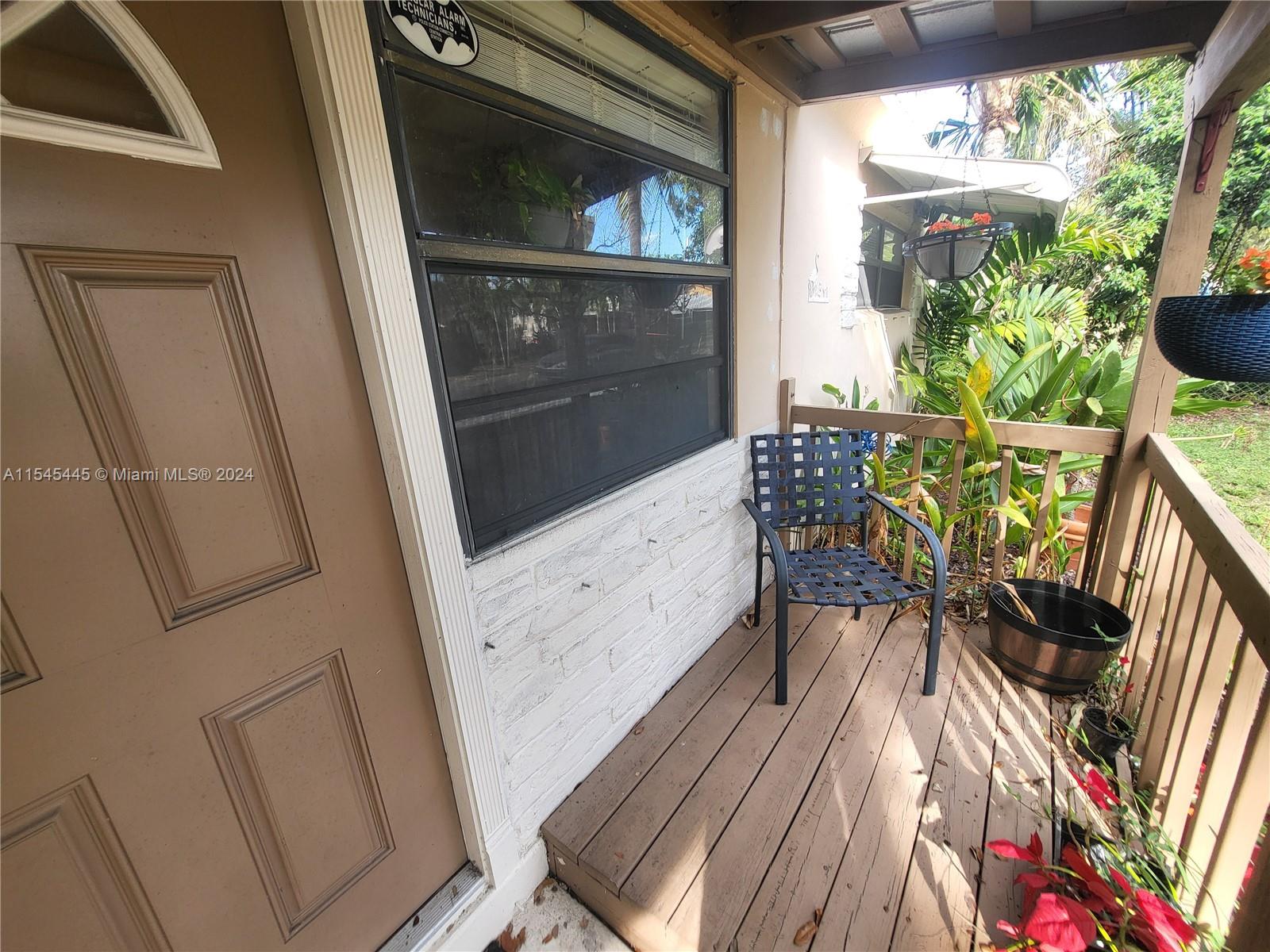 Dania Beach, Florida 33004, 3 Bedrooms Bedrooms, ,2 BathroomsBathrooms,Residential,For Sale,A11545445