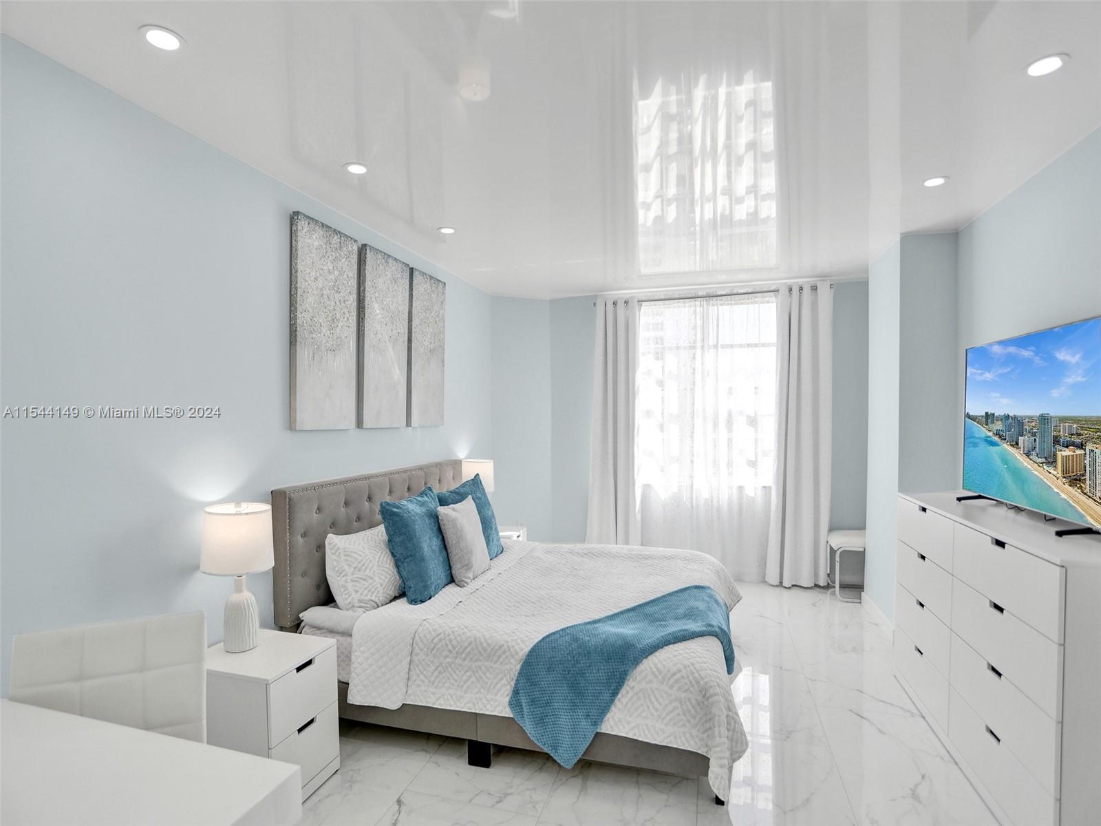 1980 S Ocean Dr 15Q (Available June 1), Hallandale Beach, Florida 33009, 3 Bedrooms Bedrooms, ,2 BathroomsBathrooms,Residentiallease,For Rent,1980 S Ocean Dr 15Q (Available June 1),A11544149