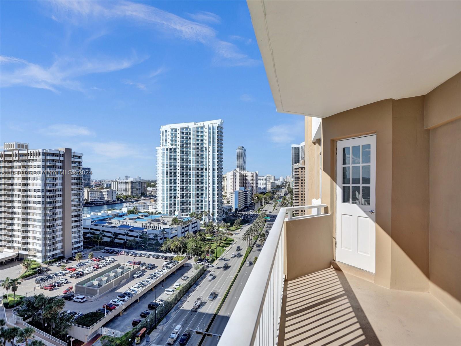 1980 S Ocean Dr 15Q (Available June 1), Hallandale Beach, Florida 33009, 3 Bedrooms Bedrooms, ,2 BathroomsBathrooms,Residentiallease,For Rent,1980 S Ocean Dr 15Q (Available June 1),A11544149