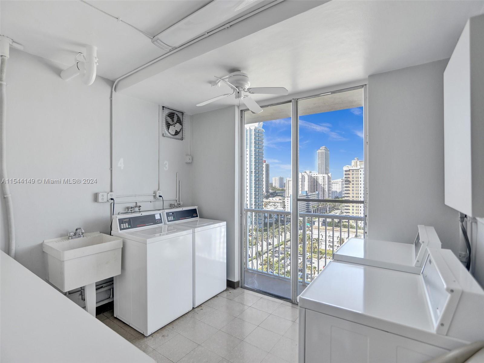 1980 S Ocean Dr 15Q (Available June 1), Hallandale Beach, Florida 33009, 3 Bedrooms Bedrooms, ,2 BathroomsBathrooms,Residentiallease,For Rent,1980 S Ocean Dr 15Q (Available June 1),A11544149