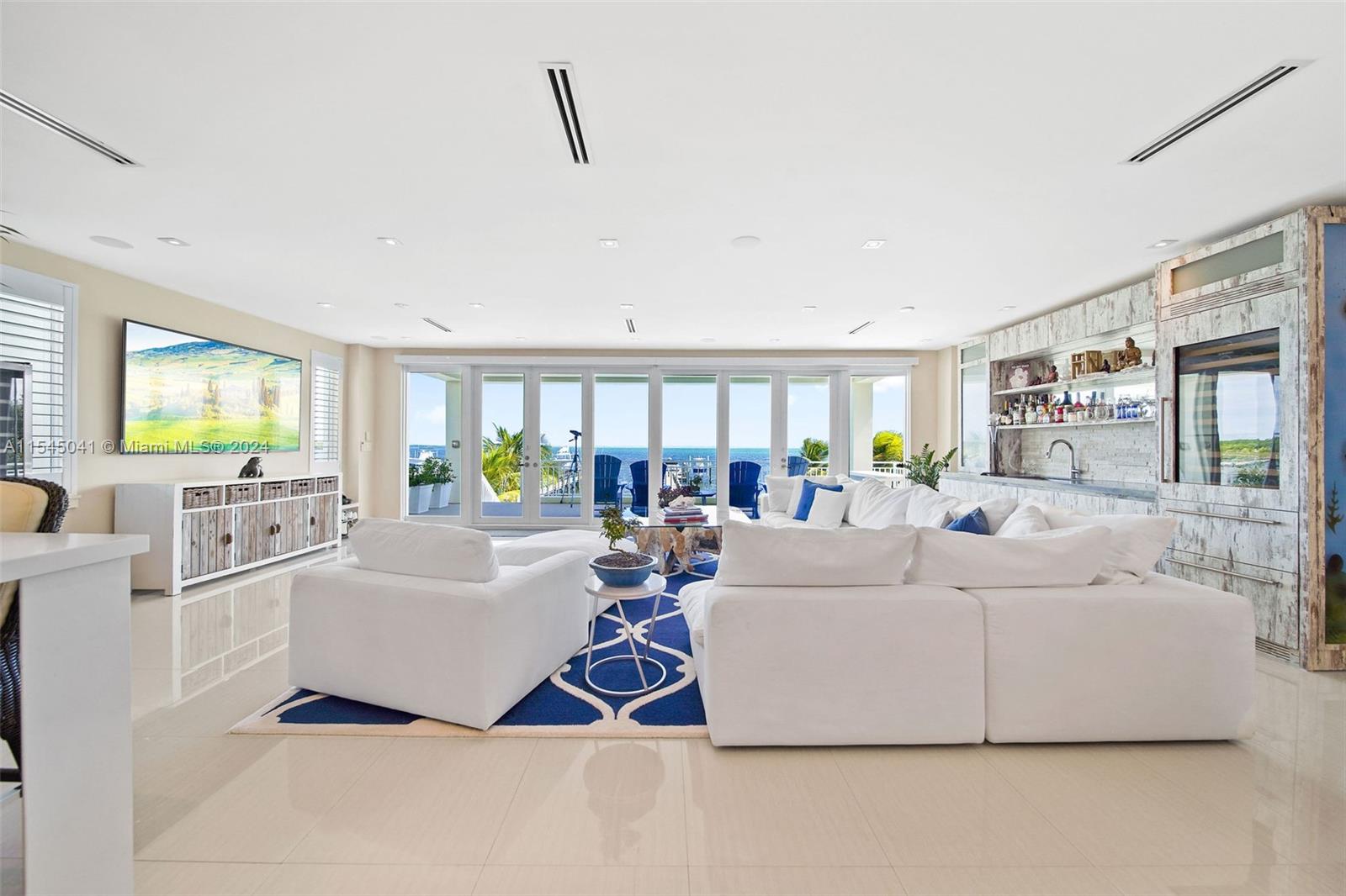 248 Tarpon St, Tavernier, FL, 33070 United States, 5 Bedrooms Bedrooms, ,5 BathroomsBathrooms,Residential,For Sale,Tarpon St,A11545041