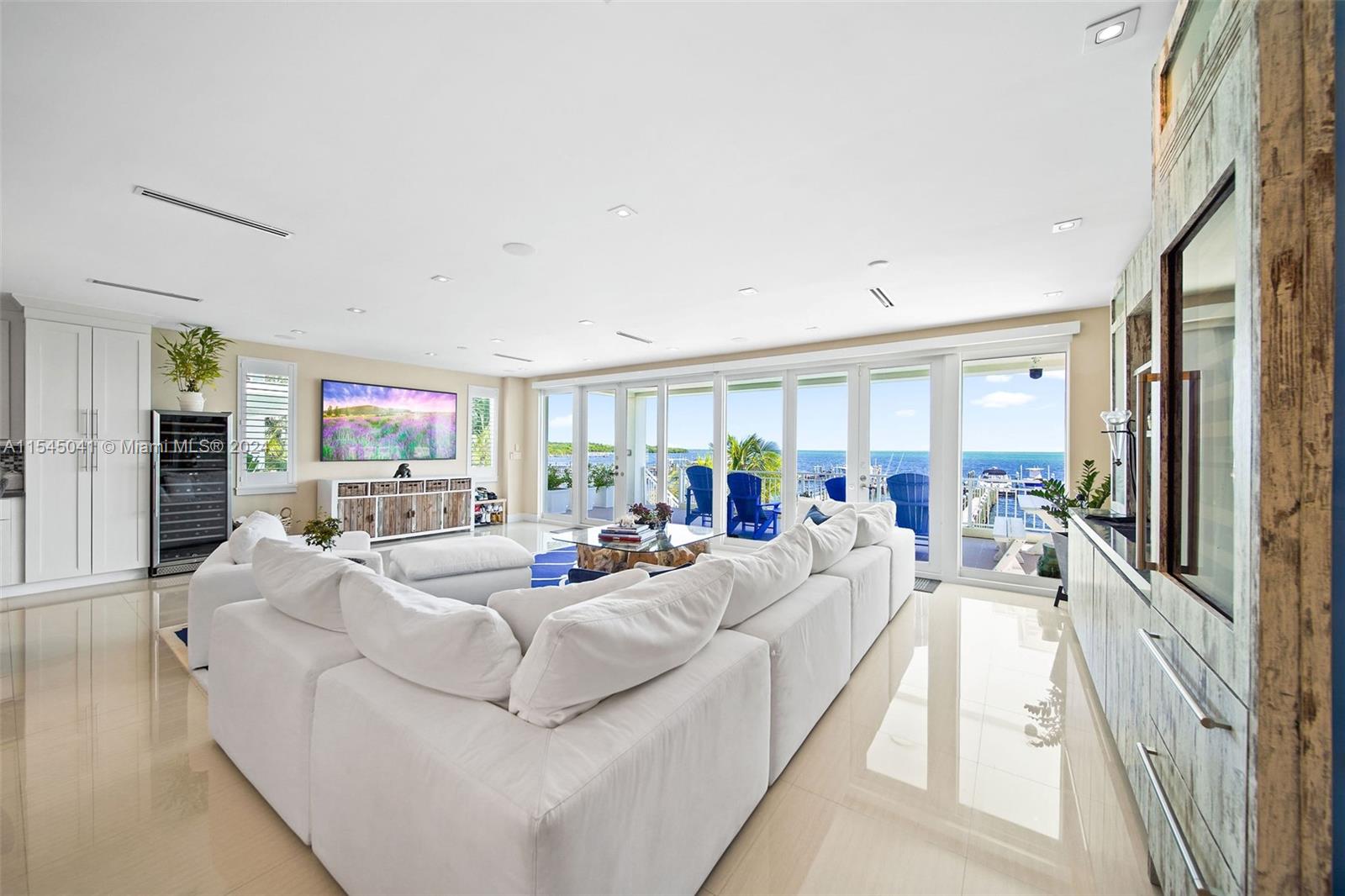 248 Tarpon St, Tavernier, FL, 33070 United States, 5 Bedrooms Bedrooms, ,5 BathroomsBathrooms,Residential,For Sale,Tarpon St,A11545041