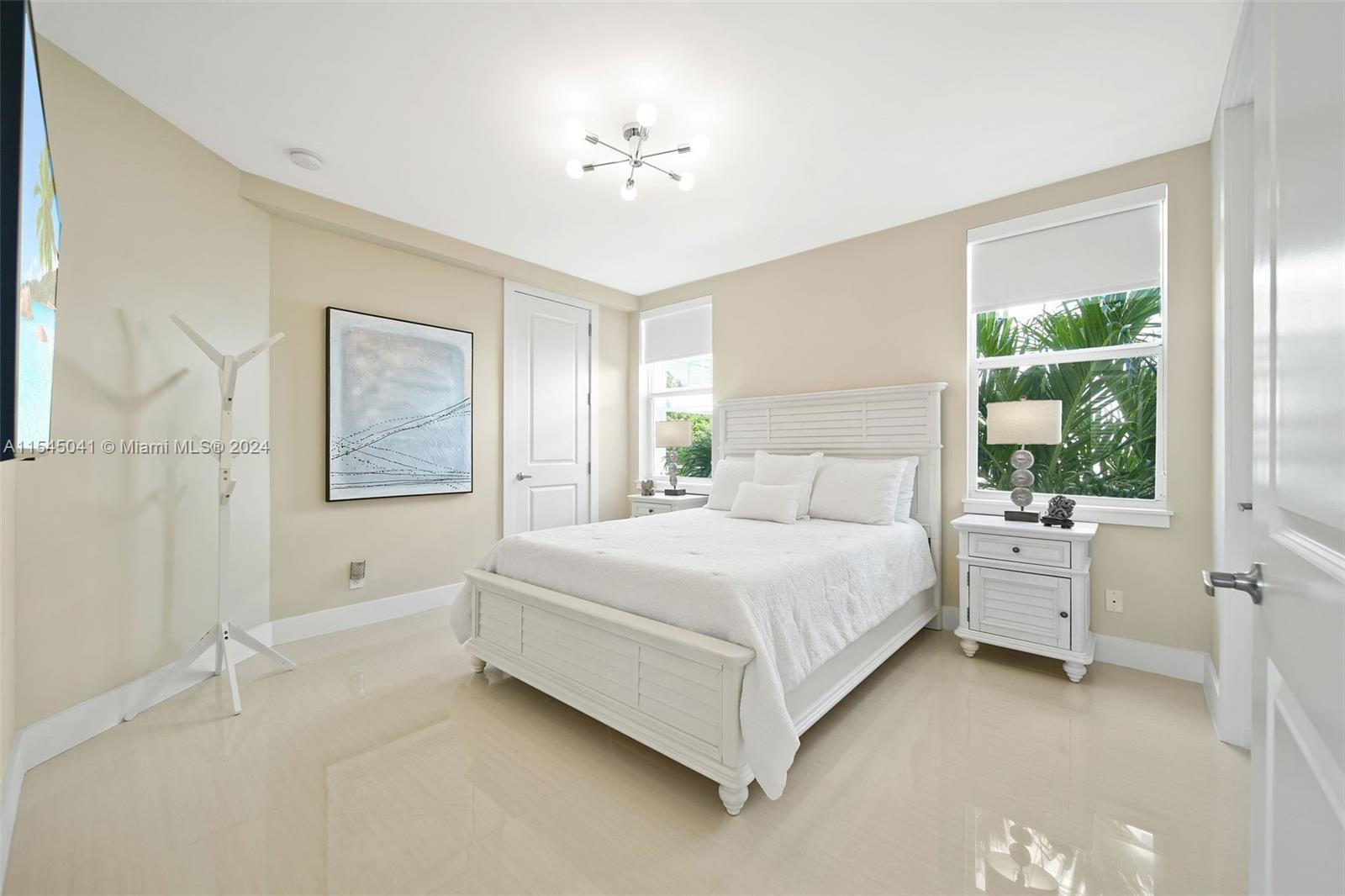 248 Tarpon St, Tavernier, FL, 33070 United States, 5 Bedrooms Bedrooms, ,5 BathroomsBathrooms,Residential,For Sale,Tarpon St,A11545041