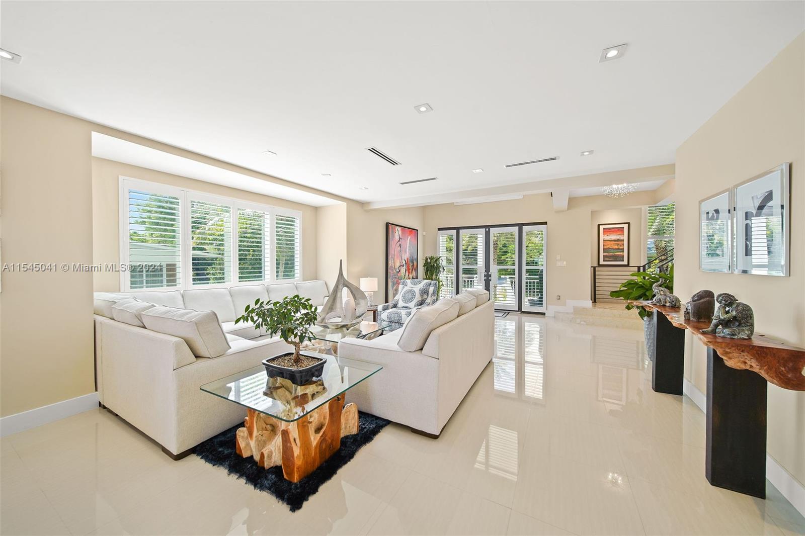 248 Tarpon St, Tavernier, FL, 33070 United States, 5 Bedrooms Bedrooms, ,5 BathroomsBathrooms,Residential,For Sale,Tarpon St,A11545041