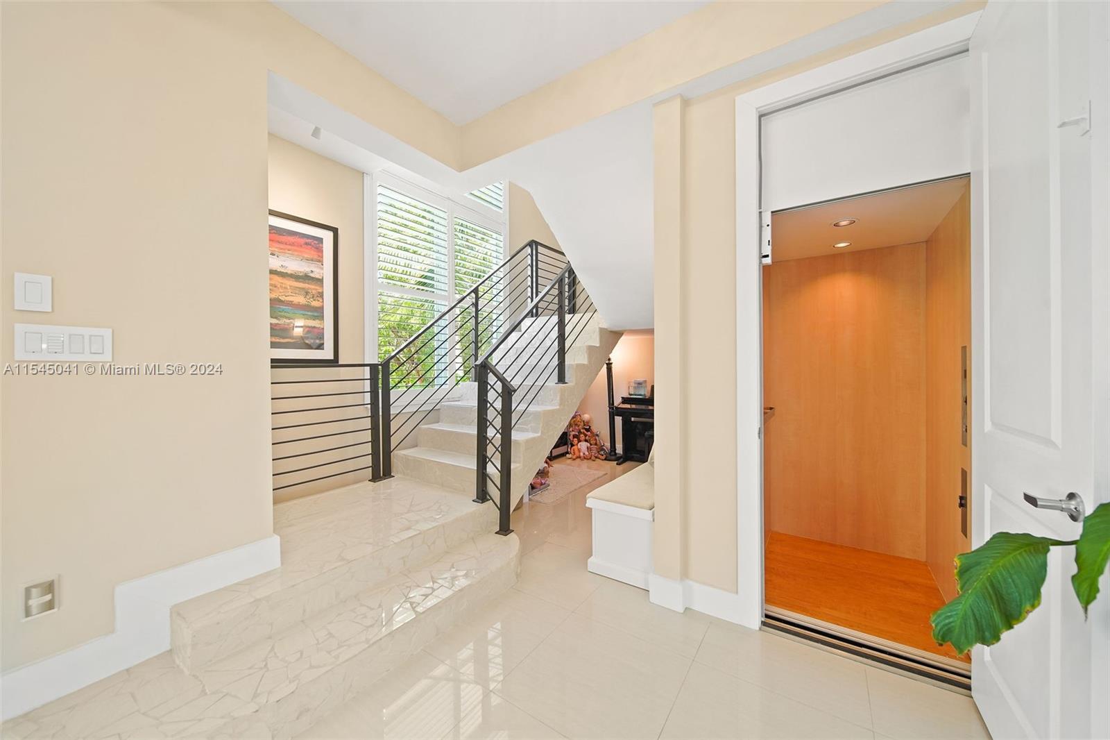 248 Tarpon St, Tavernier, FL, 33070 United States, 5 Bedrooms Bedrooms, ,5 BathroomsBathrooms,Residential,For Sale,Tarpon St,A11545041