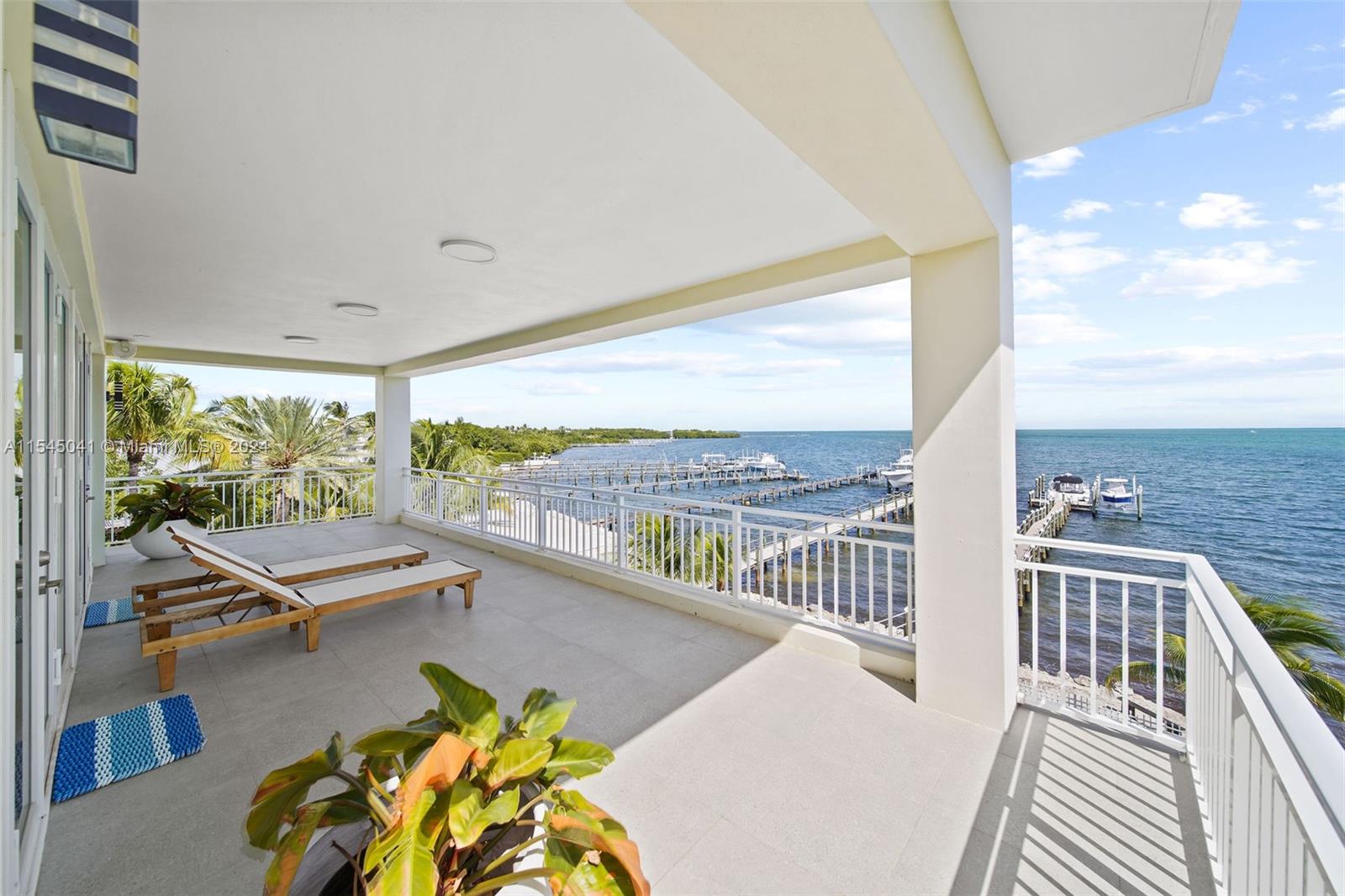 248 Tarpon St, Tavernier, FL, 33070 United States, 5 Bedrooms Bedrooms, ,5 BathroomsBathrooms,Residential,For Sale,Tarpon St,A11545041