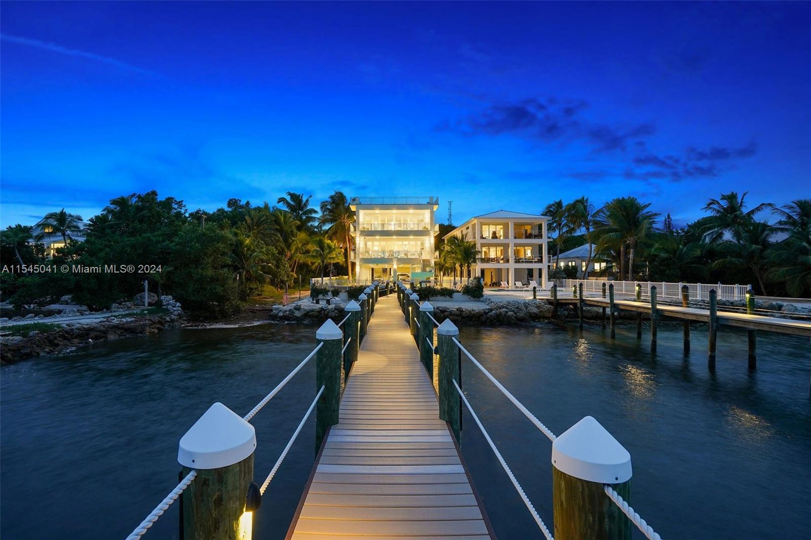 248 Tarpon St, Tavernier, FL, 33070 United States, 5 Bedrooms Bedrooms, ,5 BathroomsBathrooms,Residential,For Sale,Tarpon St,A11545041